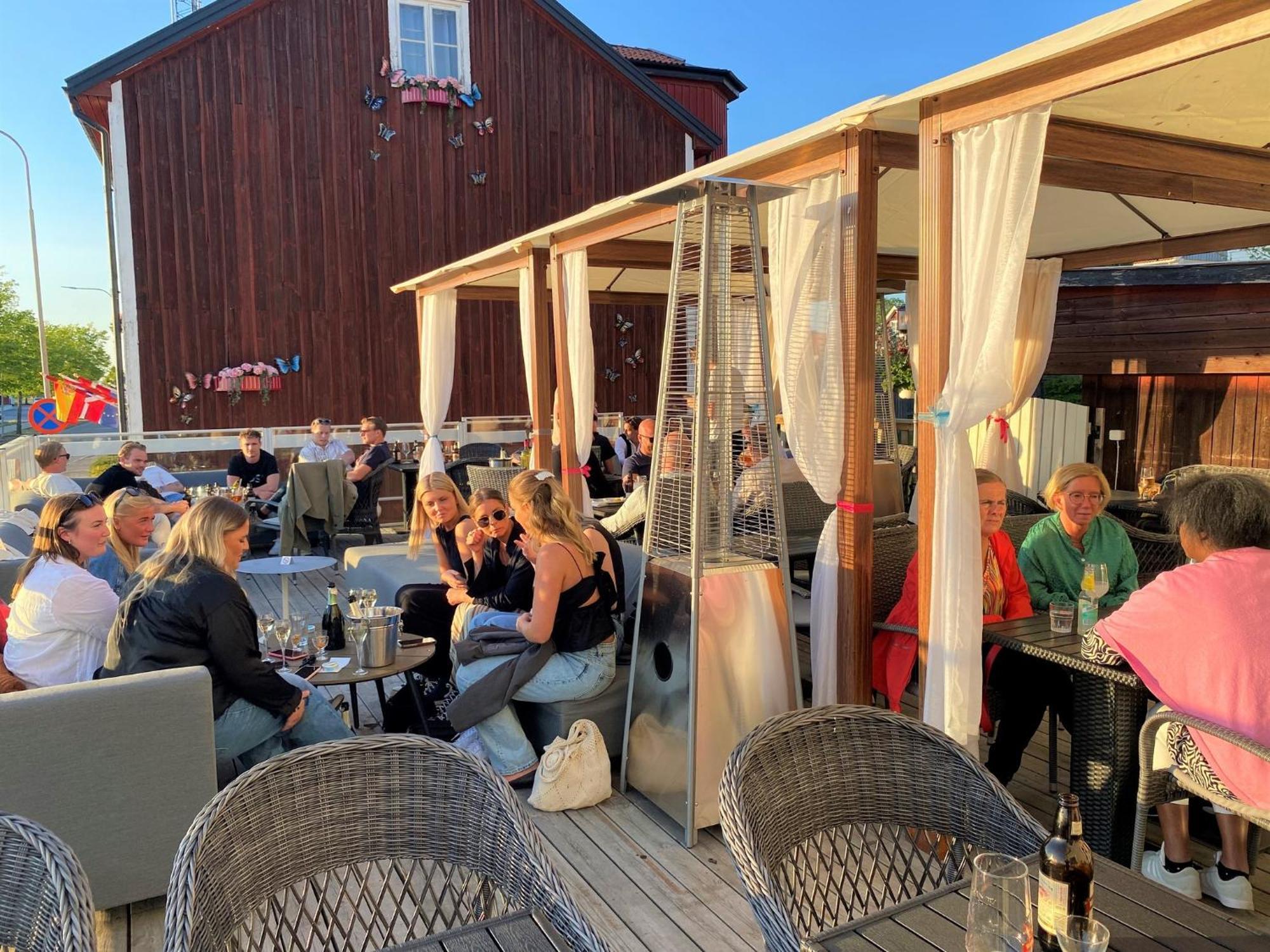 Vaenerport Lakefront Hotell Mariestad Bagian luar foto